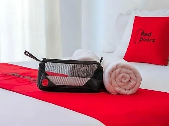 Guest house Reddoorz Near Teuku Umar Barat
